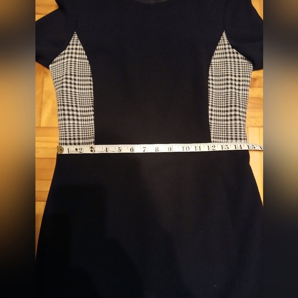Judith &Charles Elegant Black Dress with Houndstooth Accents.Size 8 - Picture 9 of 10